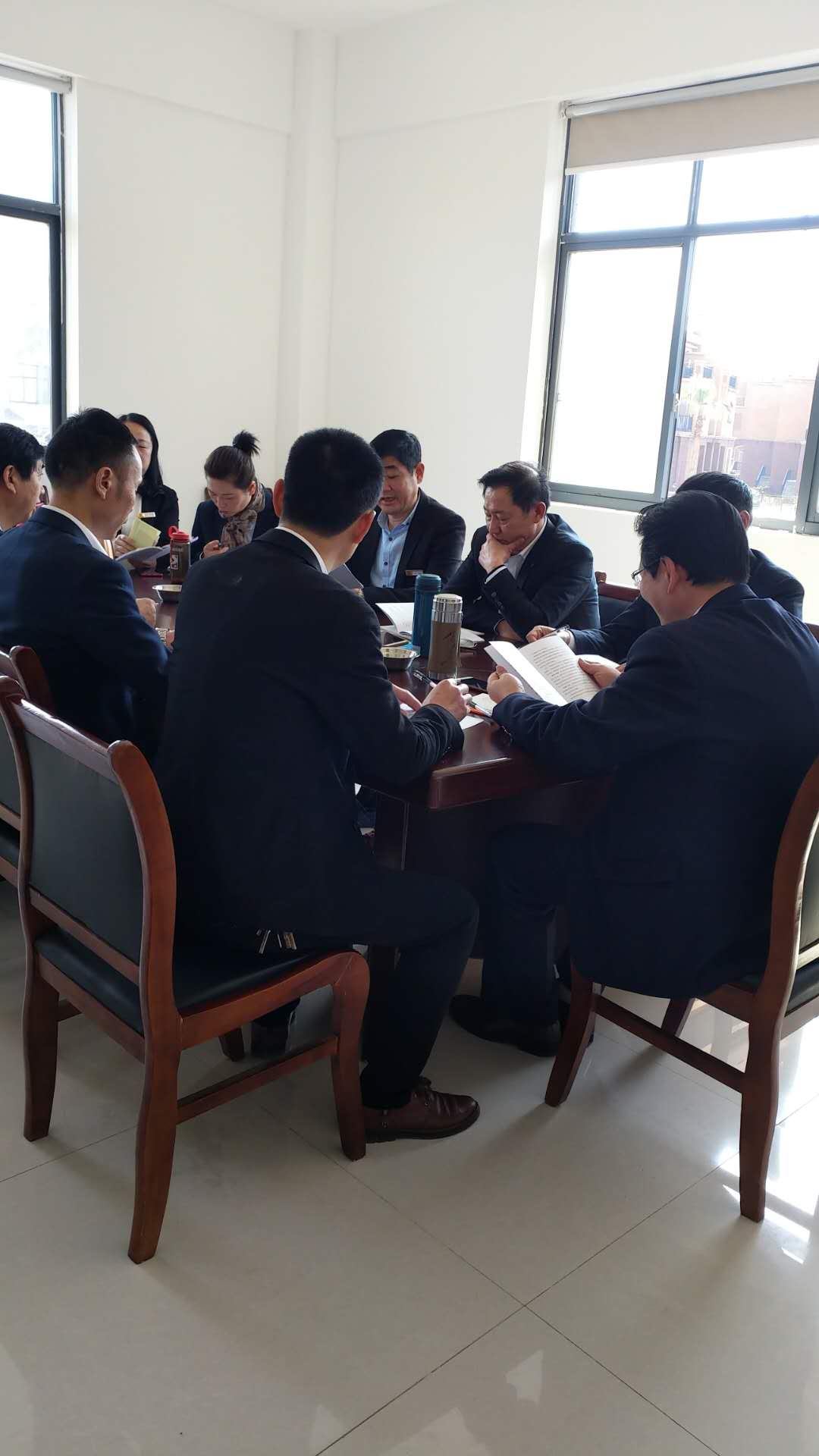 常德市康都物業(yè)服務(wù)有限公司,常德保安服務(wù)公司,保潔服務(wù),綠化服務(wù),搬運服務(wù),墻外高空清洗服務(wù)