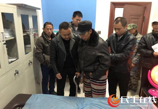 常德市康都物業(yè)服務(wù)有限公司,常德保安服務(wù)公司,保潔服務(wù),墻外高空清洗服務(wù)